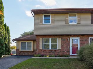 28 Turnbridge Dr, Lancaster, PA 17603