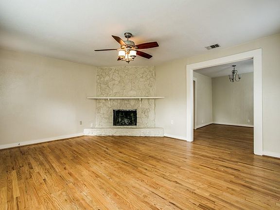 4th image of 617 N Windomere Ave