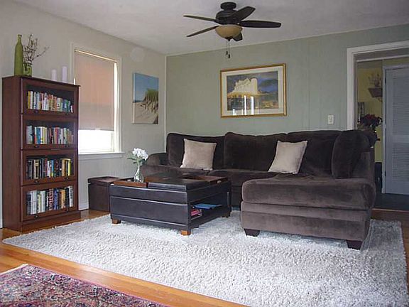 2nd image of 51 Marbury Ave