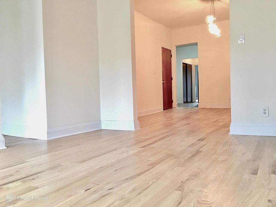 1st image of 35-06 Ditmars Blvd #2