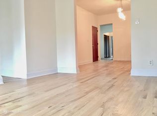 35-06 Ditmars Blvd #2, Astoria, NY 11105
