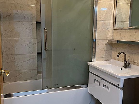 3rd image of 8616 21st Ave APT 5G