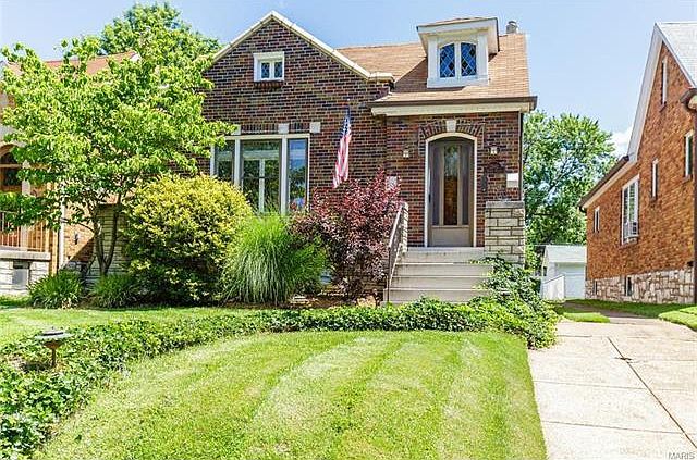 1st image of 3981 Dover Pl