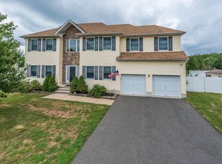 3 Concetta Ct, Howell, NJ 07731