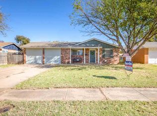 5113 Rock Point St, Wichita Falls, TX 76310