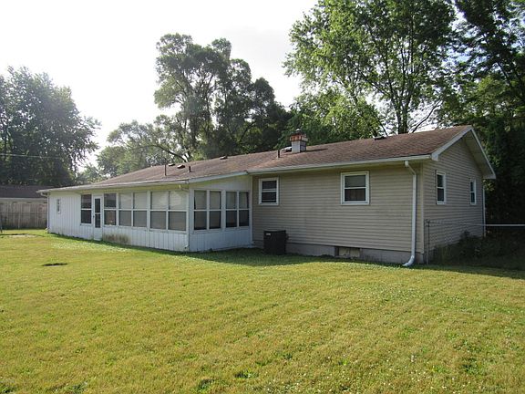 5th image of 69744 Pamela Dr