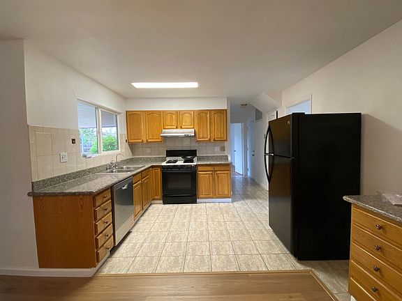 4th image of 2043 Limewood Dr