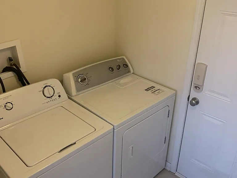 6020 Derry Rd #4 — Photo 13