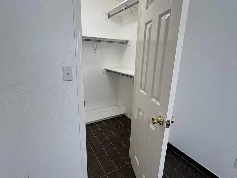 7115 Oval Rock Dr — Photo 15