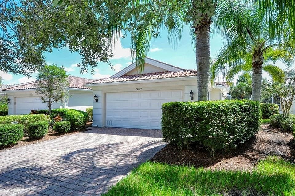 1st image of 7647 Pesaro Dr