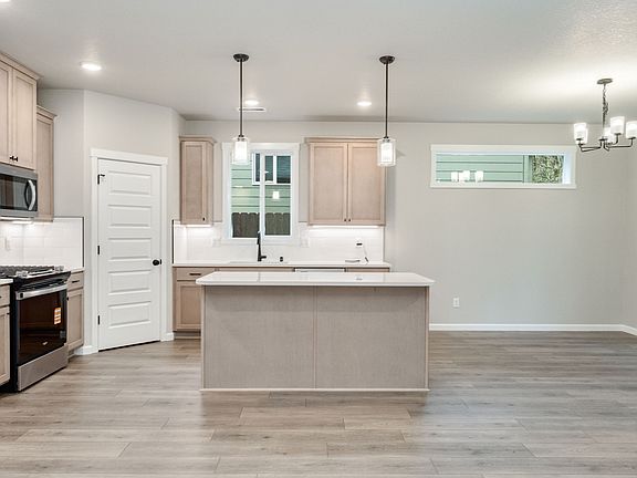 3015 NW 6TH AVE by Aho Construction