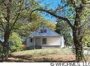 582 Phillipsville Loop, Canton, NC 28716