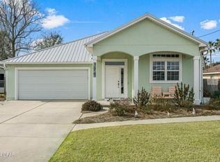 210 Wisteria St, Panama City Beach, FL 32407