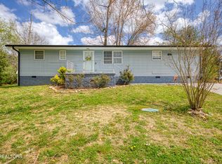 162 Tori Kait Ln, Powell, TN 37849