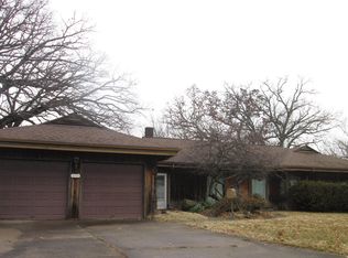 5111 6th Ave, Moline, IL 61265