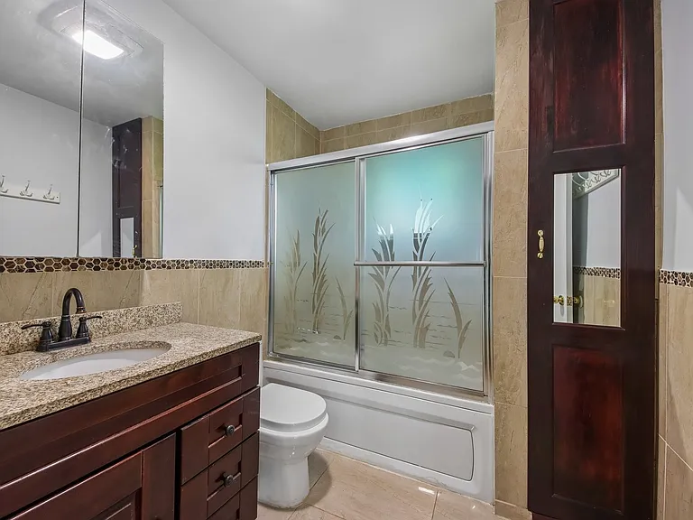 670 Lakeview Ln — Photo 20