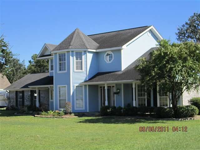 1st image of 111 Skylark Ave