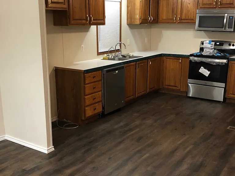2409 E Paradise Ln — Photo 10