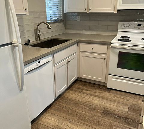 5th image of 381 E Nees Ave Unit 126