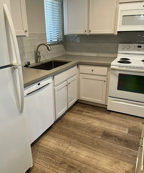 381 E Nees Ave #126 — Photo 5