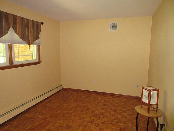 Level 1 bedroom 