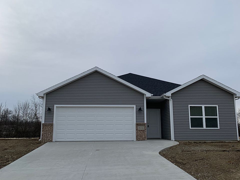1st image of 806 Melody Cir S