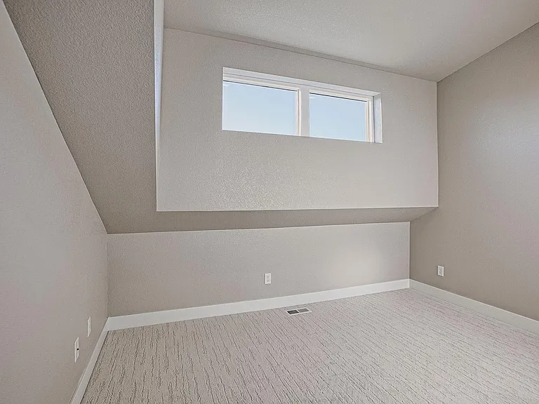 830 Cherokee Dr — Photo 16