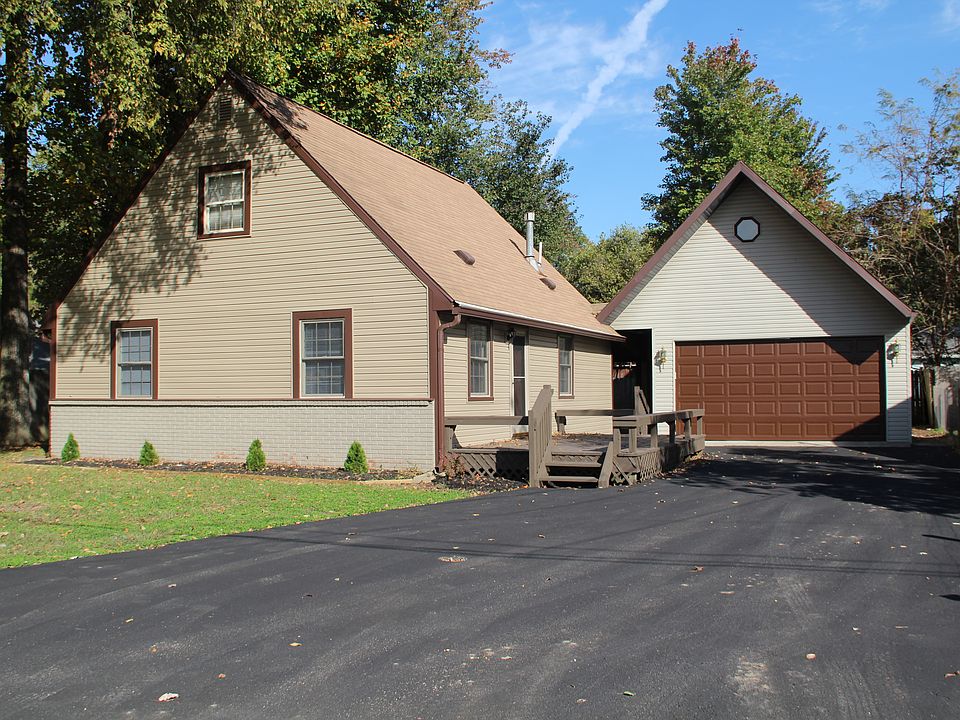 1st image of 107 Lamey Ln
