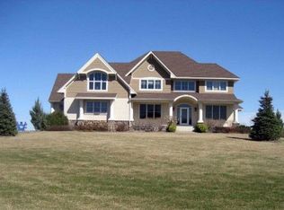 2850 Becker Rd, Maple Plain, MN 55359