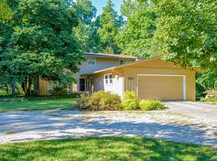 10175 Saint Joe Rd, Fort Wayne, IN 46835