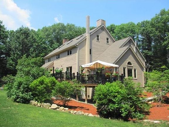 FATASTIC DECK FOR ENTERTAINING