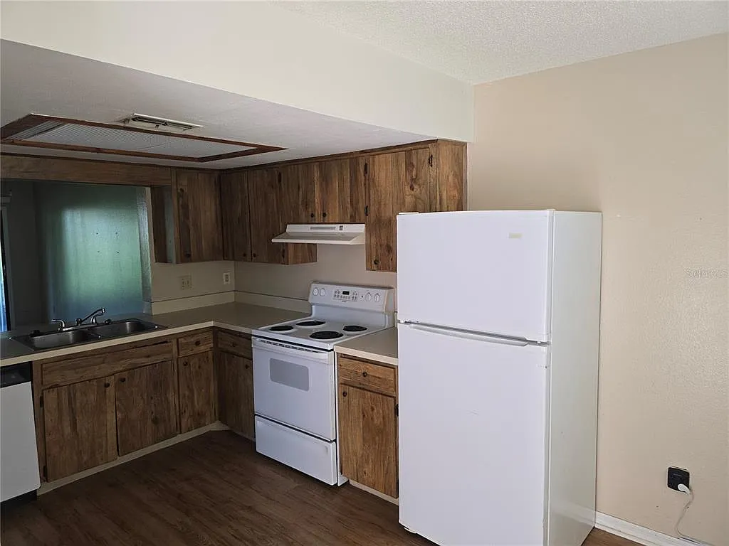 2 bed, 2.5 bath, 1136 sqft, $1,450 — Photo 4