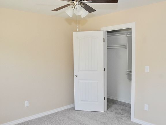 5th image of 777 Deer Lodge Ct