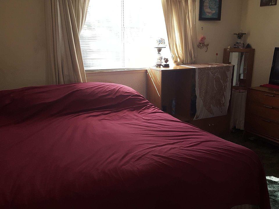 2nd image of 3915 Vista Robles Way