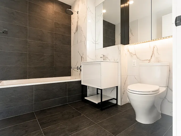 635 4th Ave #801 — Photo 3