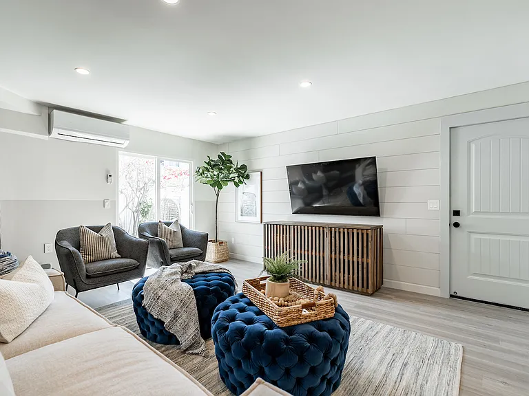 333 Rosemont St — Photo 8