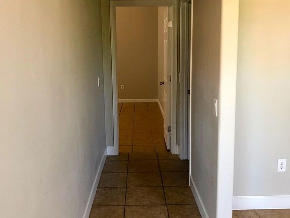 5th image of 8912 E Capri Ave