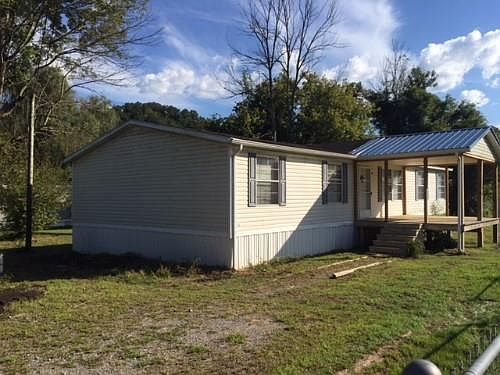 1st image of 32 Weddington Ln