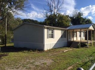 32 Weddington Ln, Prestonsburg, KY 41653