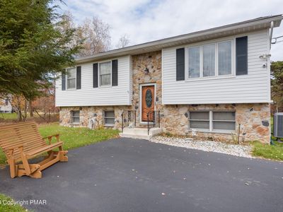 1977 Sun Valley Dr, Blakeslee, PA, 18610