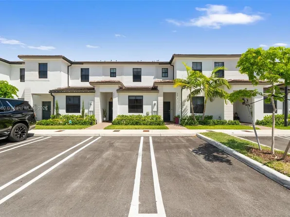 23517 SW 127th Pl, Homestead, FL 33032