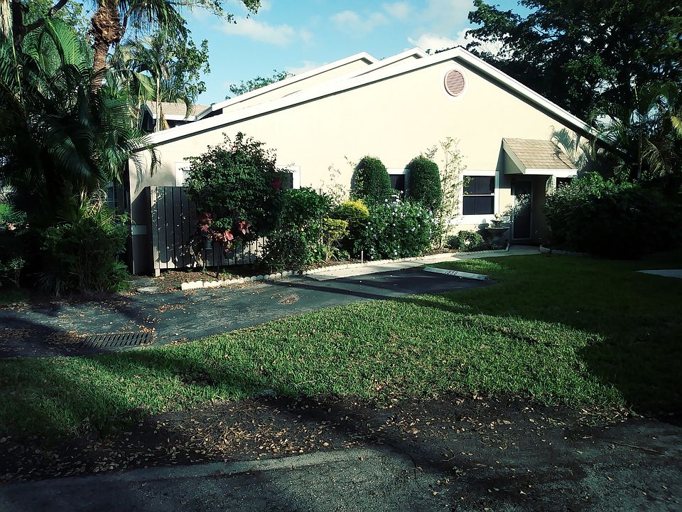 1956 DISCOVERY CIRCLE EAST