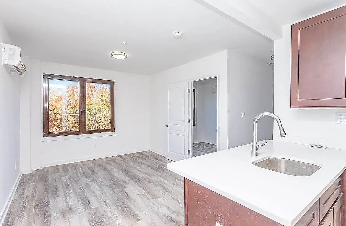28A Lawton Street — Photo 1