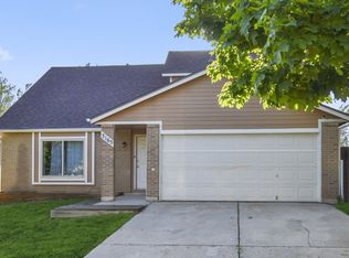 3165 Post Oak Dr, Colorado Springs, CO 80916