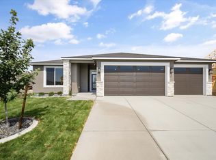 680 Lazio Way, Richland, WA