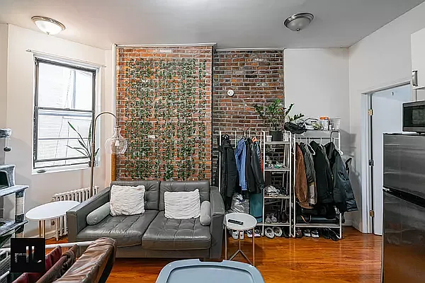Rented by Highline Residential | media 4