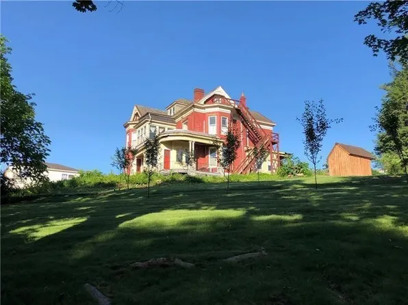 115 7th Ave APT 3, Carnegie, PA 15106