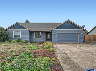 629 SE Rosewood Ln, Dallas, OR 97338