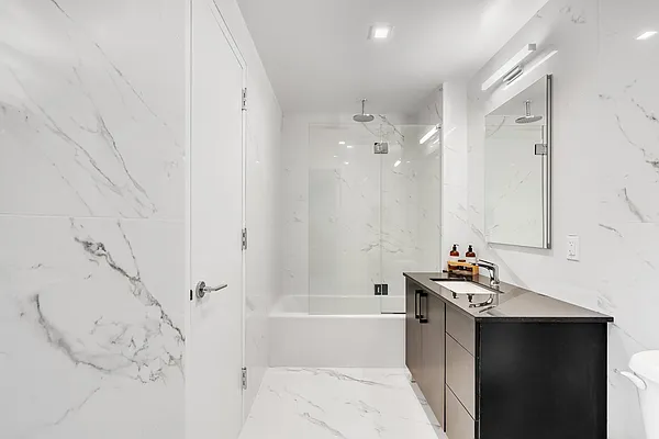 Rented by Compass | media 29