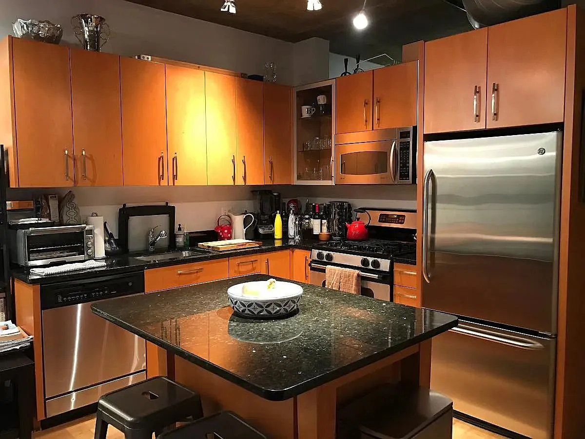 1 bed, 850 sqft, $3,700 — Photo 3